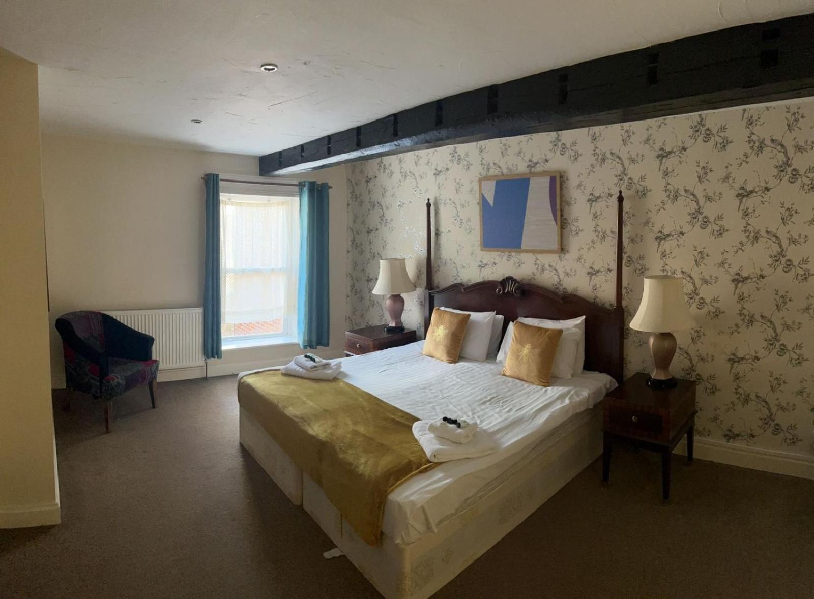 The Rose And Crown Hotel Уисбек Номер фото