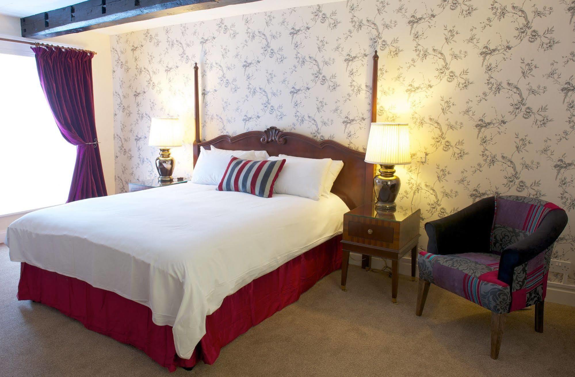 The Rose And Crown Hotel Уисбек Экстерьер фото